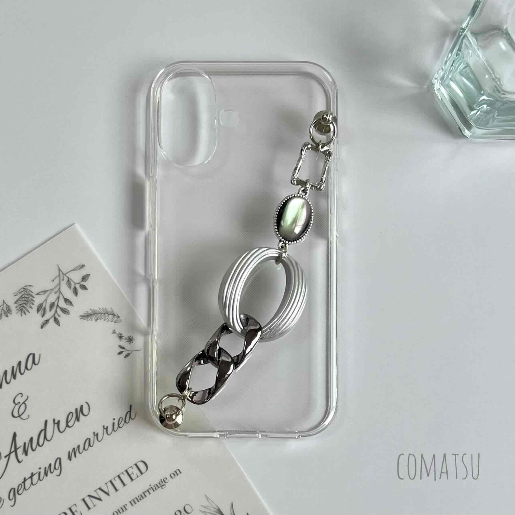 Cool SILVER ハンドホルダー付きスマホケース 落下防止ベルトストラップ付きスマホカバー1枚目の画像